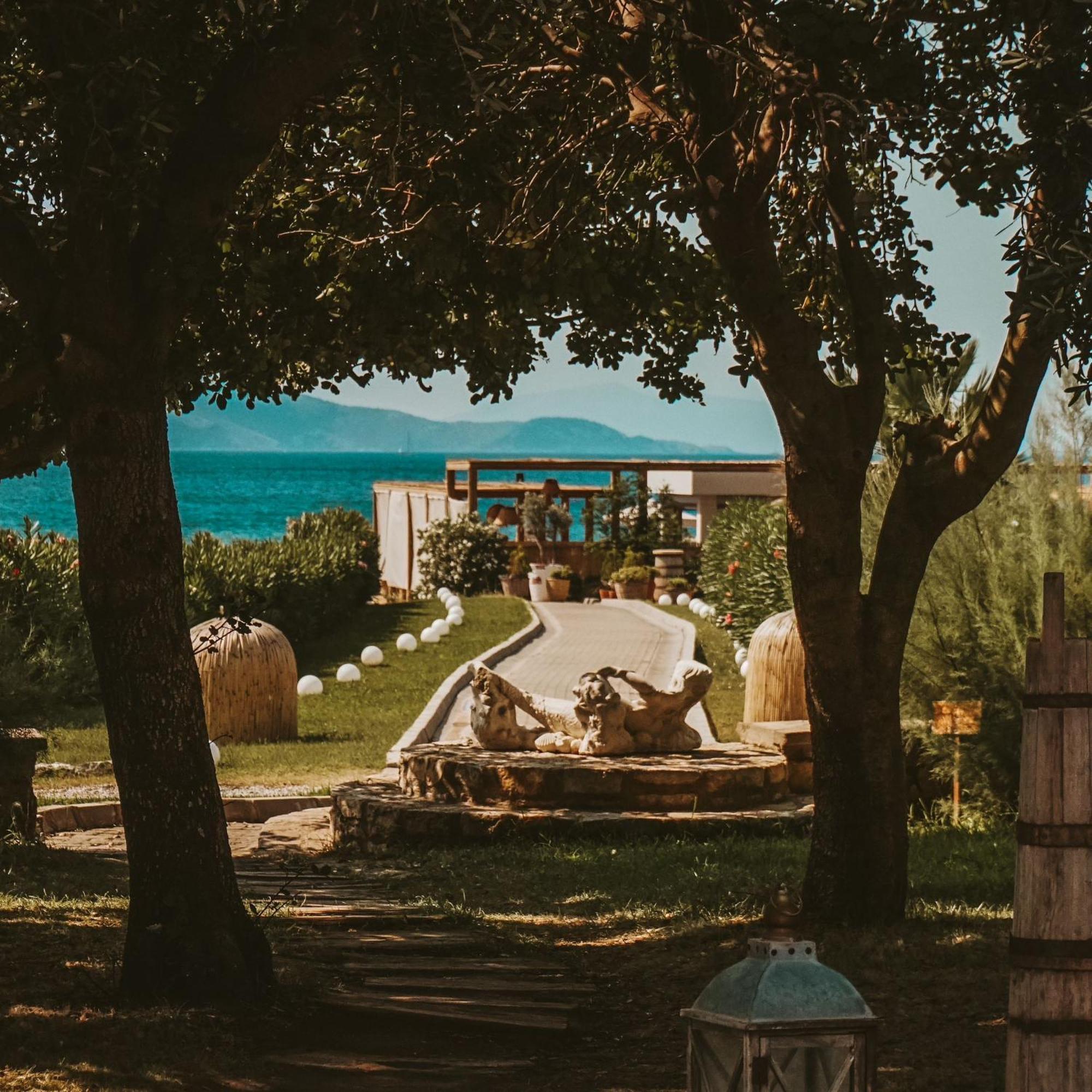 Flow Datca Surf & Beach Hotel Bagian luar foto